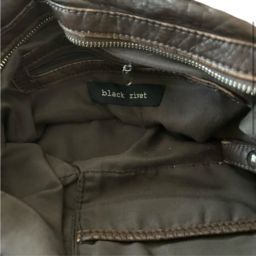 BLACK RIVET BAG - Picture 10 of 12